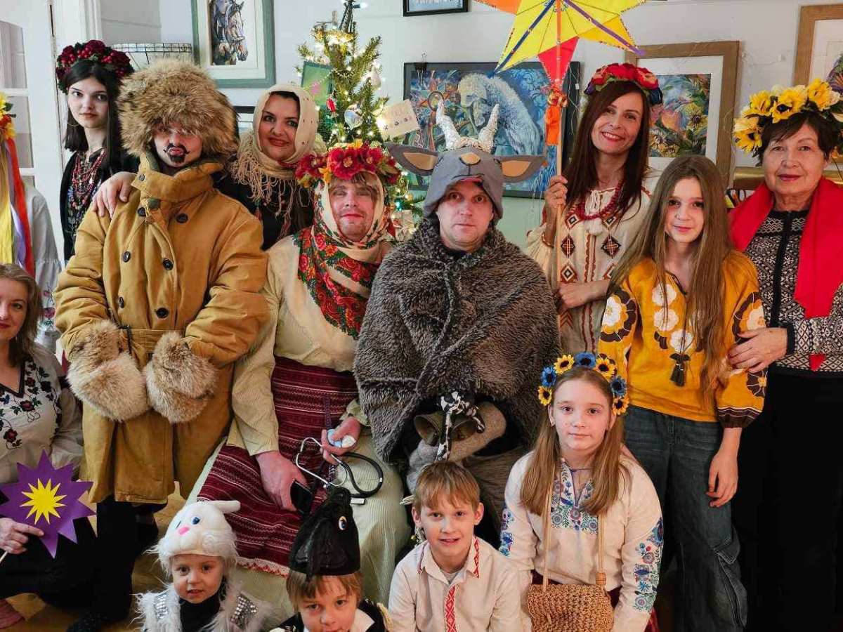 Échange culturelle entre Québécois et Ukrainiens à la petite ferme de&nbsp;Lauzon